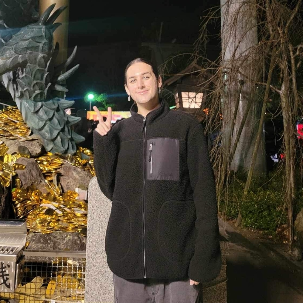 Meet your Posher, Brandon